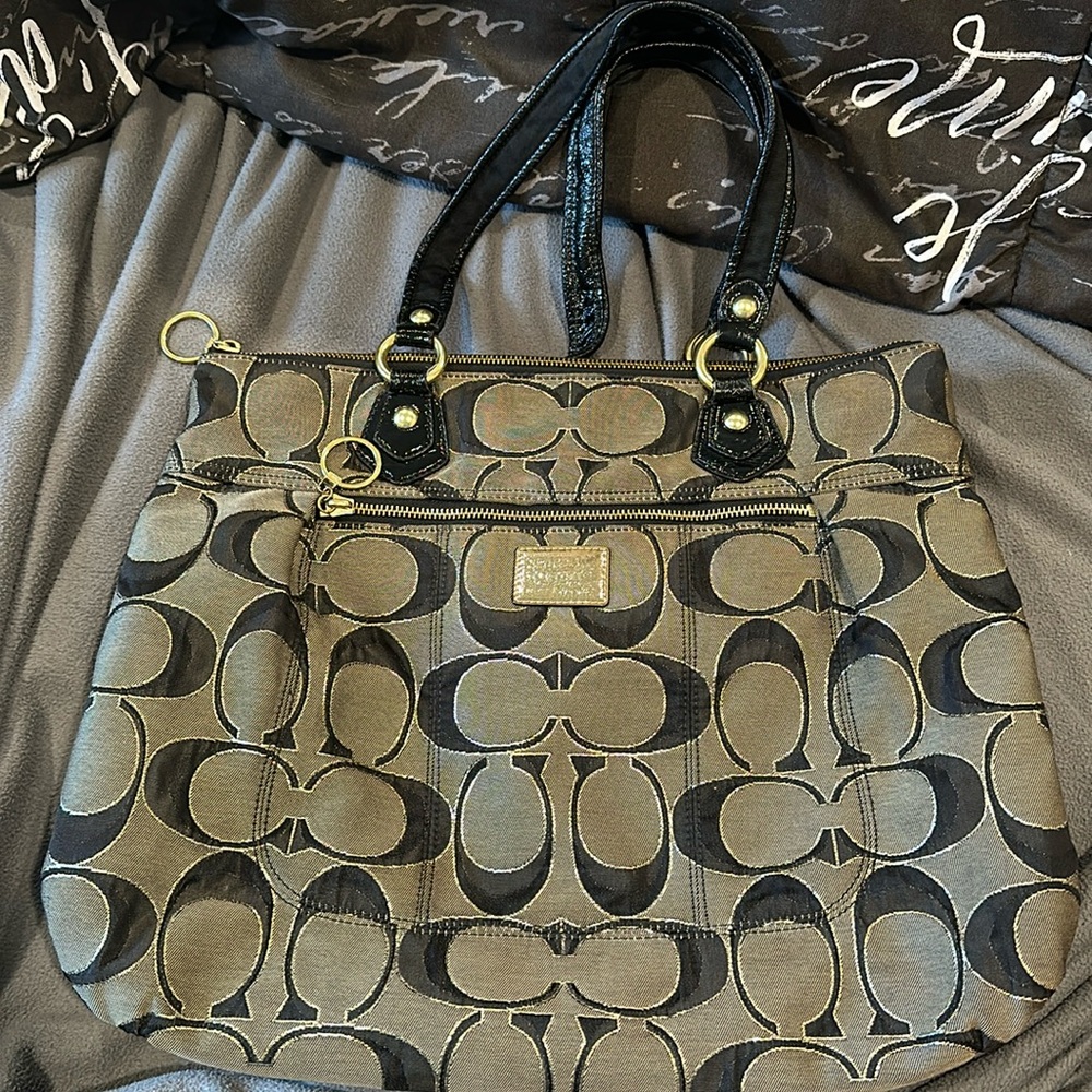 Women’s purse